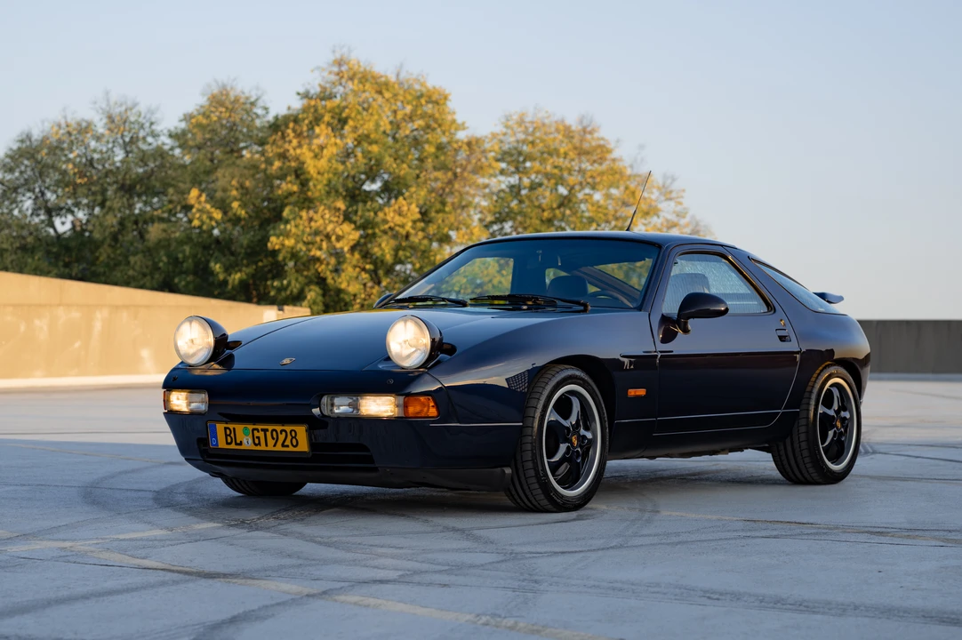 1995 Porsche 928 GTS - Image 10 of 31