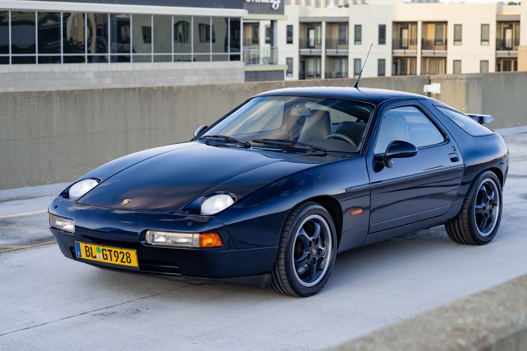1995 Porsche 928 GTS - Image 11 of 31