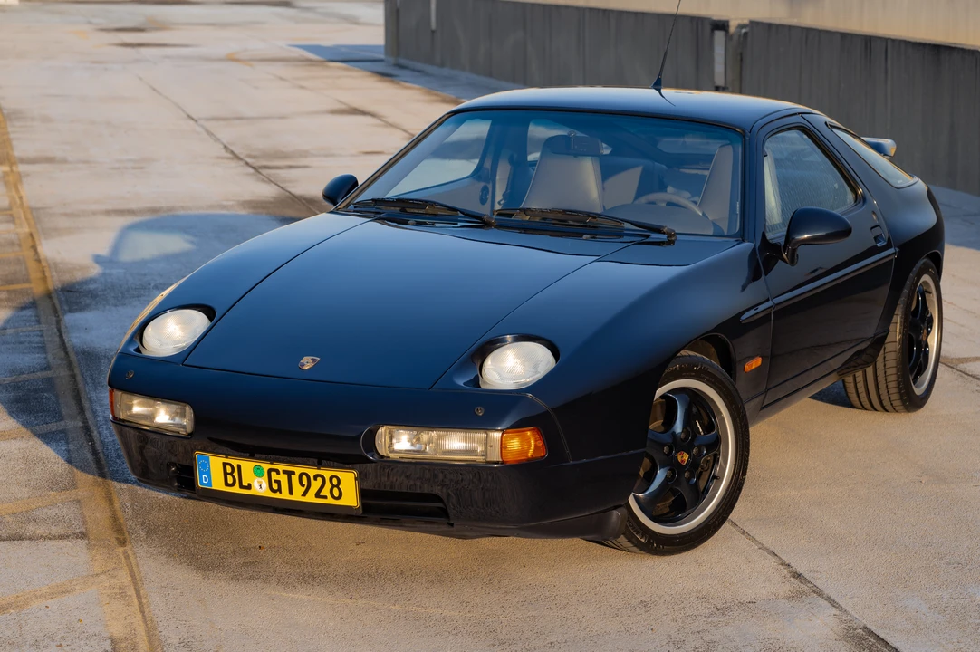 1995 Porsche 928 GTS - Image 12 of 31