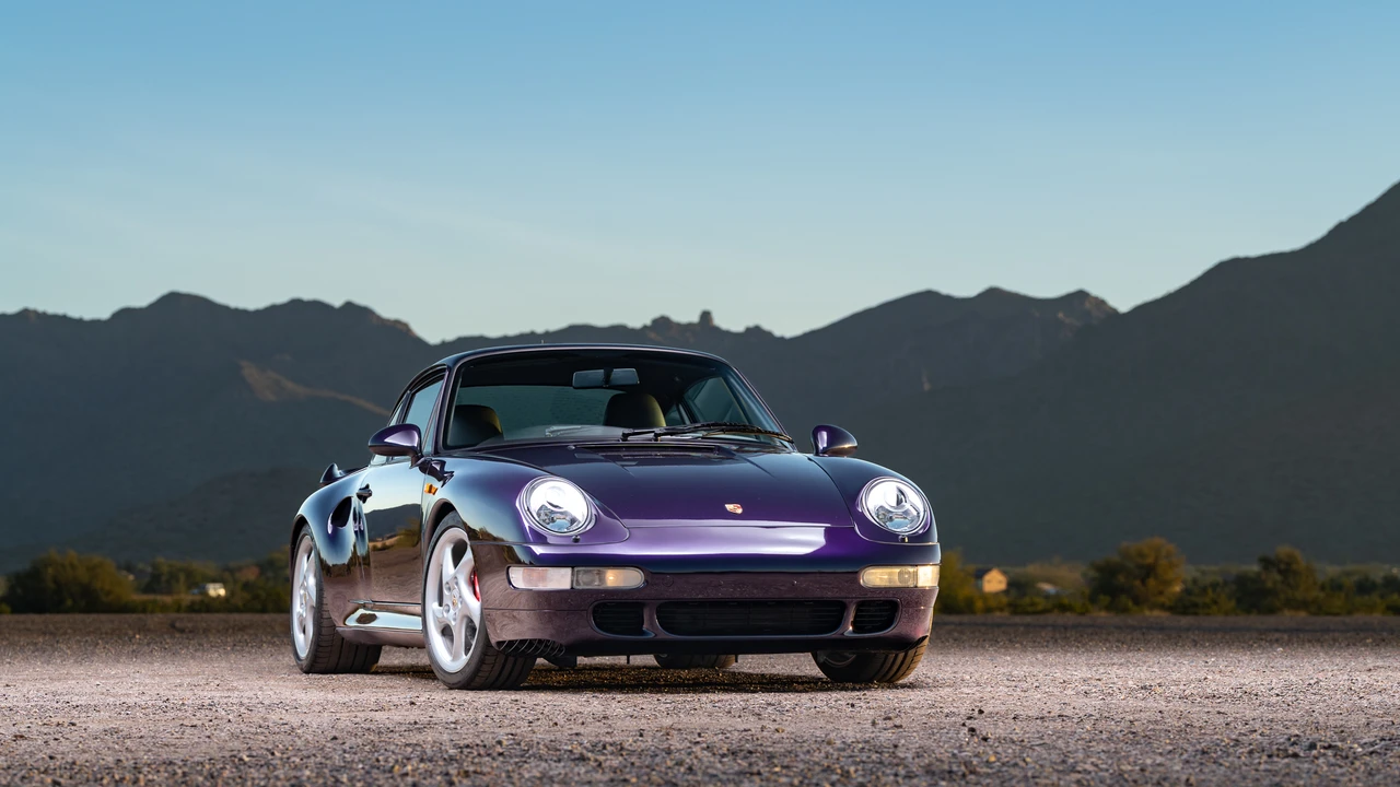 1997 Porsche 993 Carrera 4S - Image 10 of 31