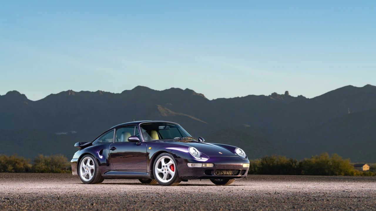1997 Porsche 993 Carrera 4S - Image 11 of 31
