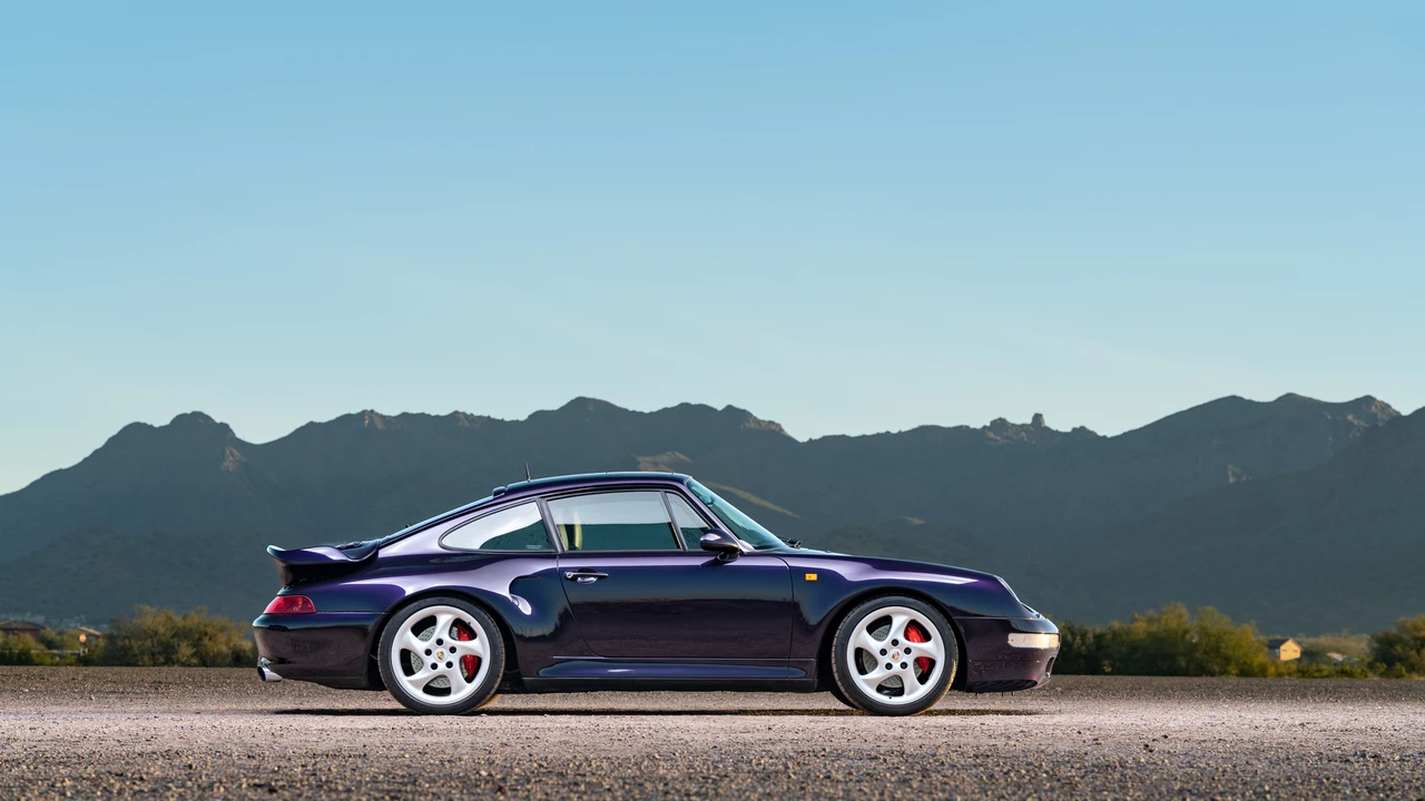 1997 Porsche 993 Carrera 4S - Image 17 of 31