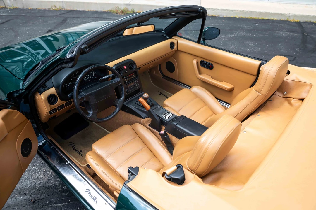 1991 Mazda NA MX-5 Miata - Image 28 of 31
