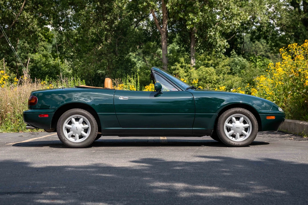 1991 Mazda NA MX-5 Miata - Image 5 of 31