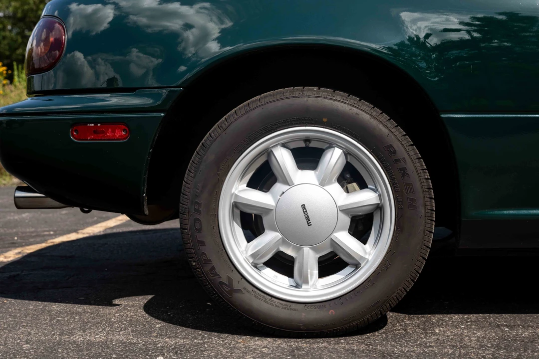 1991 Mazda NA MX-5 Miata - Image 14 of 31