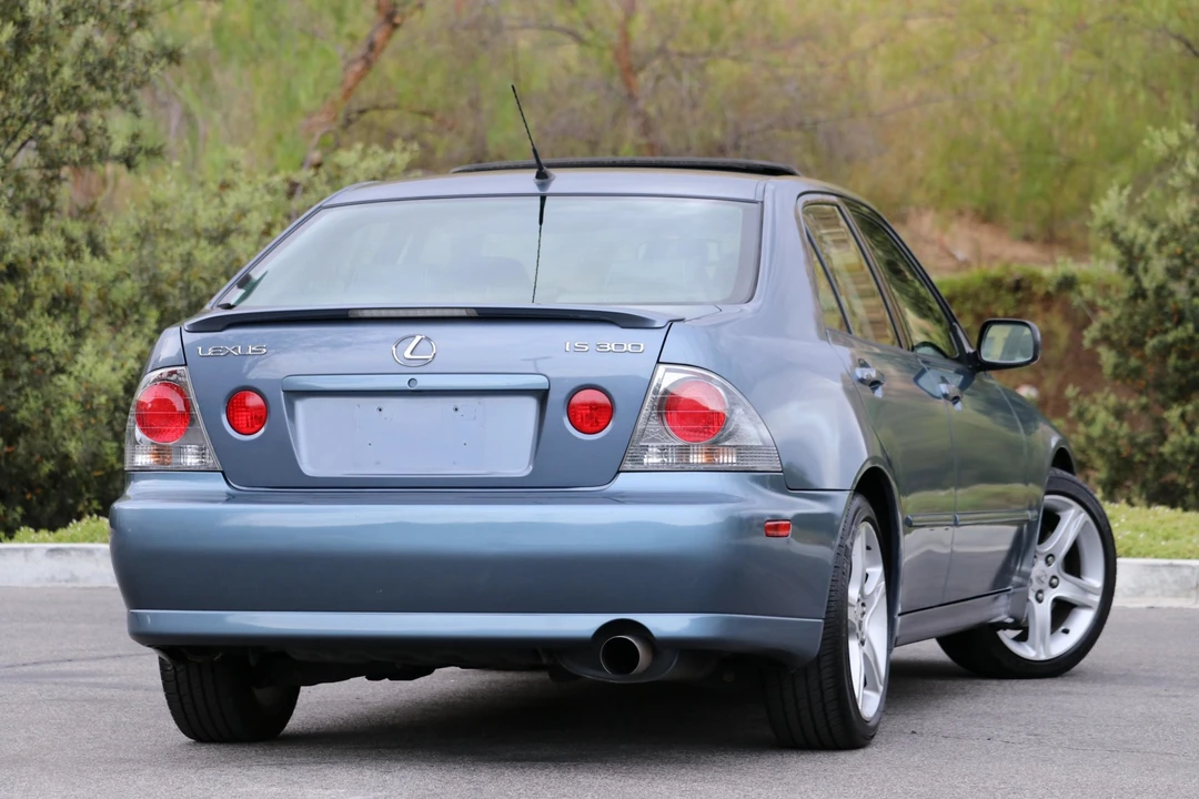 2005 Lexus IS 1st Gen - Image 31 of 31