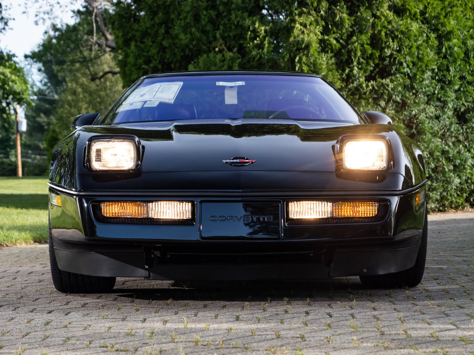1990 Chevrolet Corvette C4 ZR1 - Image 9 of 31