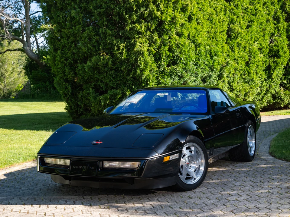 1990 Chevrolet Corvette C4 ZR1 - Image 19 of 31