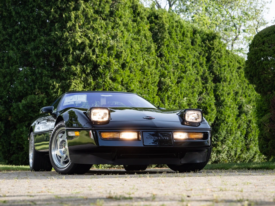 1990 Chevrolet Corvette C4 ZR1 - Image 2 of 31