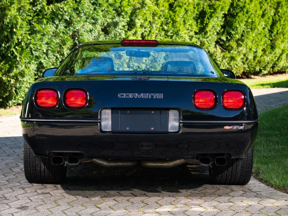 1990 Chevrolet Corvette C4 ZR1 - Image 29 of 31