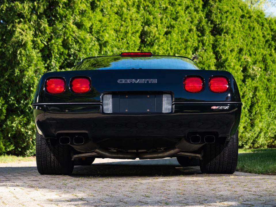 1990 Chevrolet Corvette C4 ZR1 - Image 30 of 31