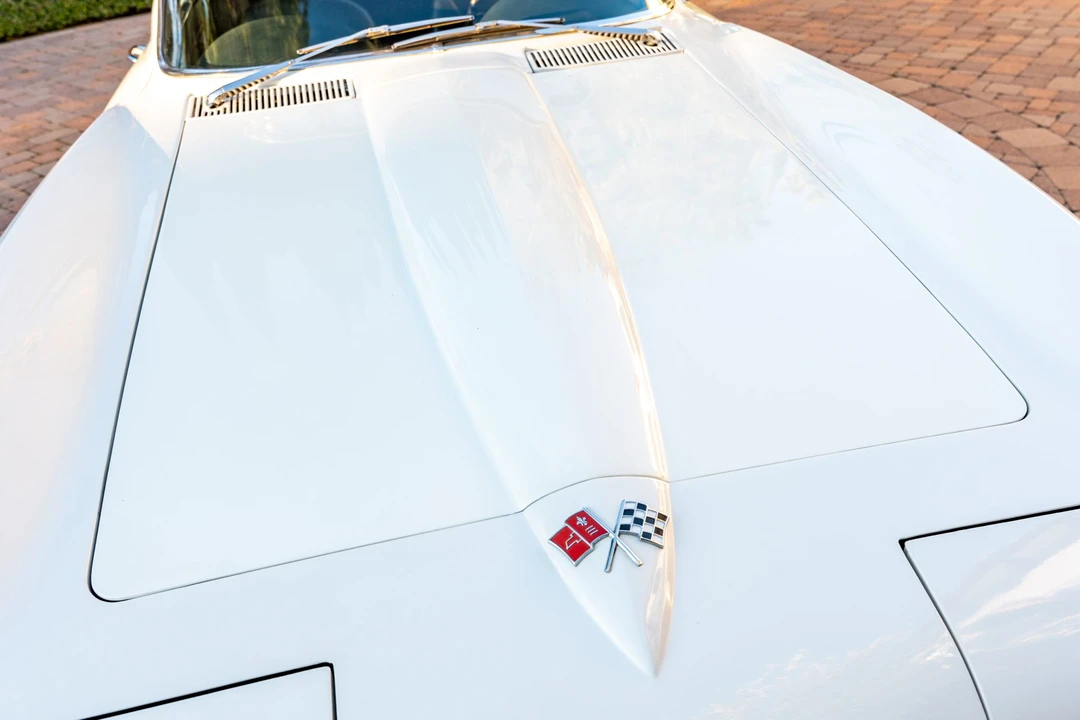 1965 Chevrolet Corvette C2 - Image 8 of 31