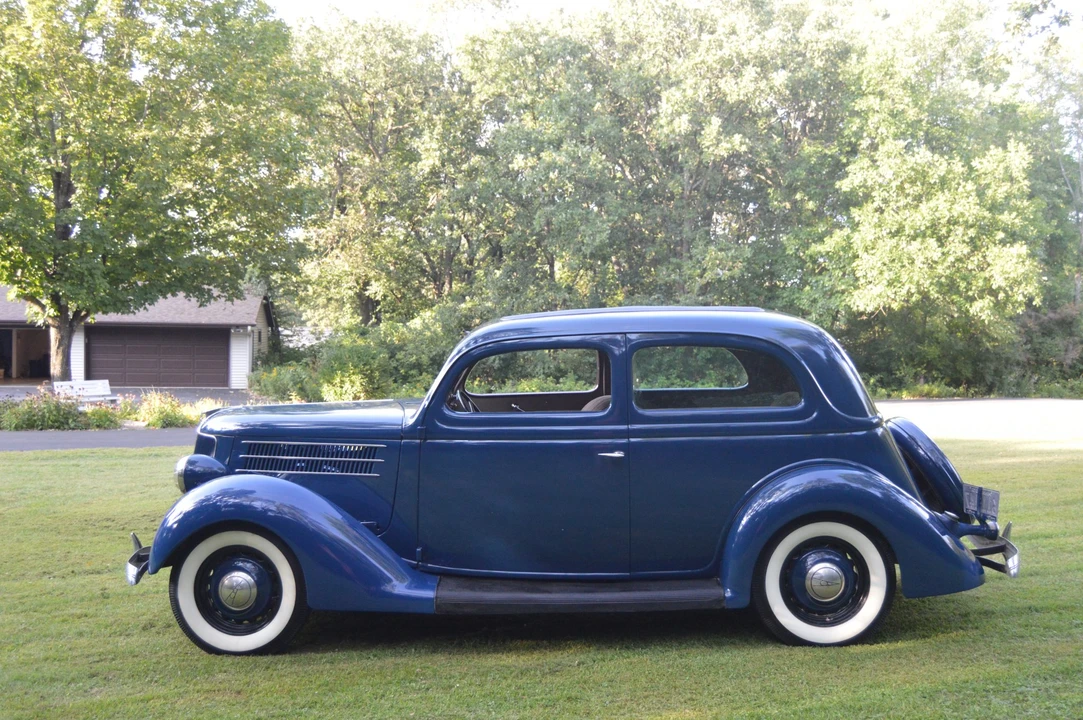1936 Ford Model 48 & 68 - Image 10 of 31
