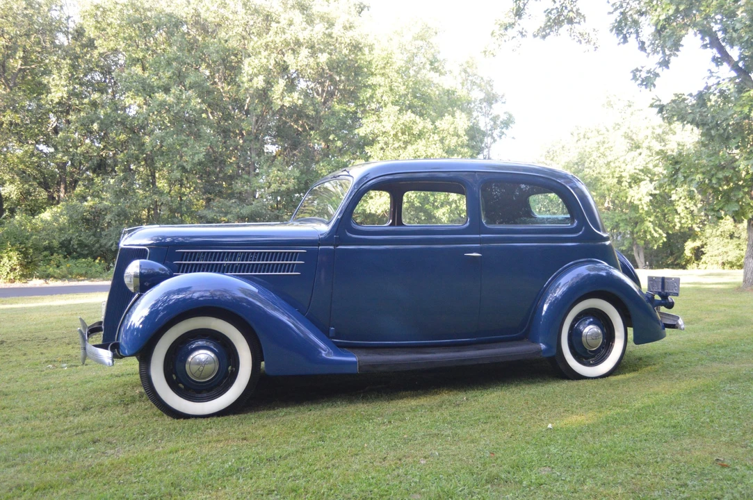 1936 Ford Model 48 & 68 - Image 8 of 31