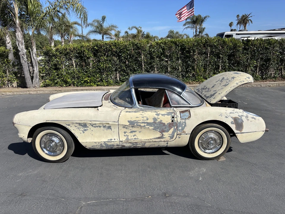 1957 Chevrolet Corvette C1 - Image 12 of 31