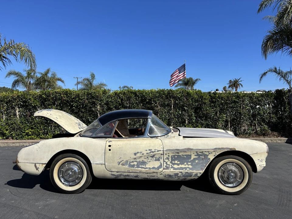 1957 Chevrolet Corvette C1 - Image 15 of 31