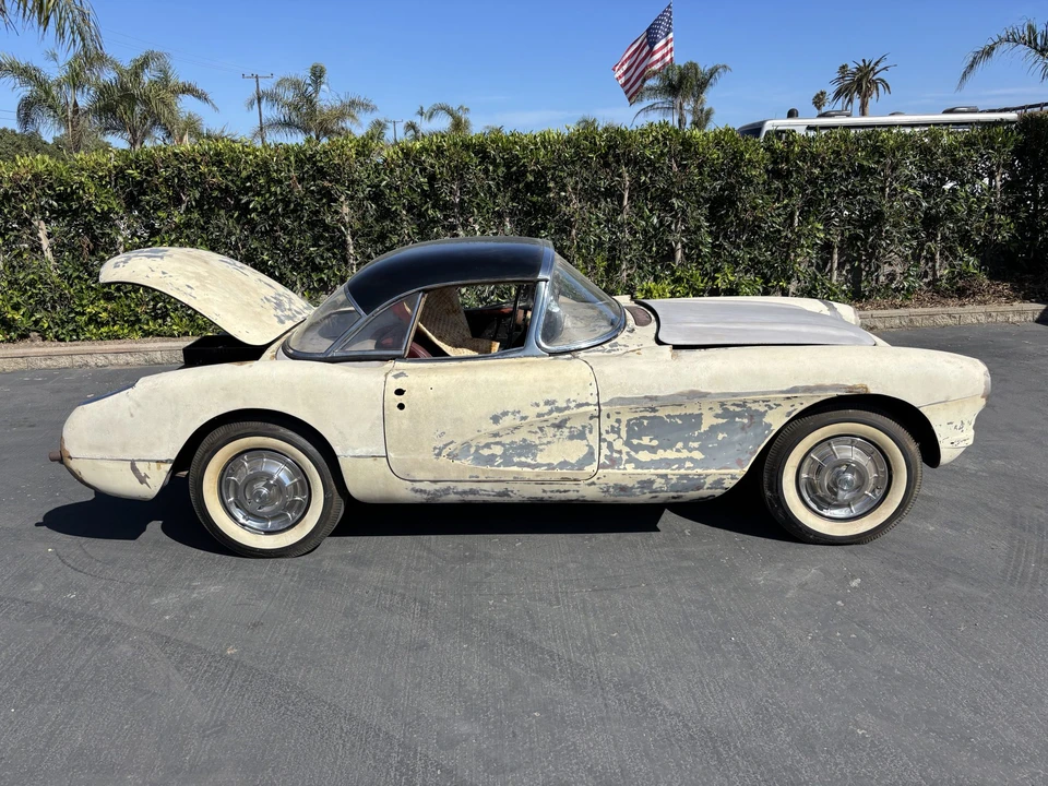 1957 Chevrolet Corvette C1 - Image 16 of 31
