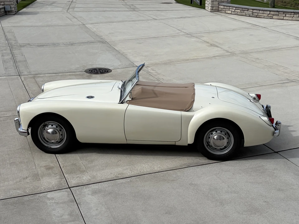 1959 MG MGA 1500 - Image 9 of 31
