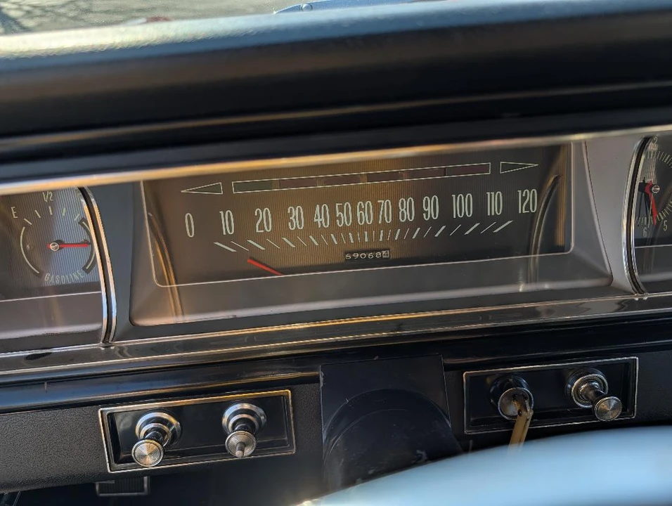 1966 Chevrolet Caprice - Image 29 of 31