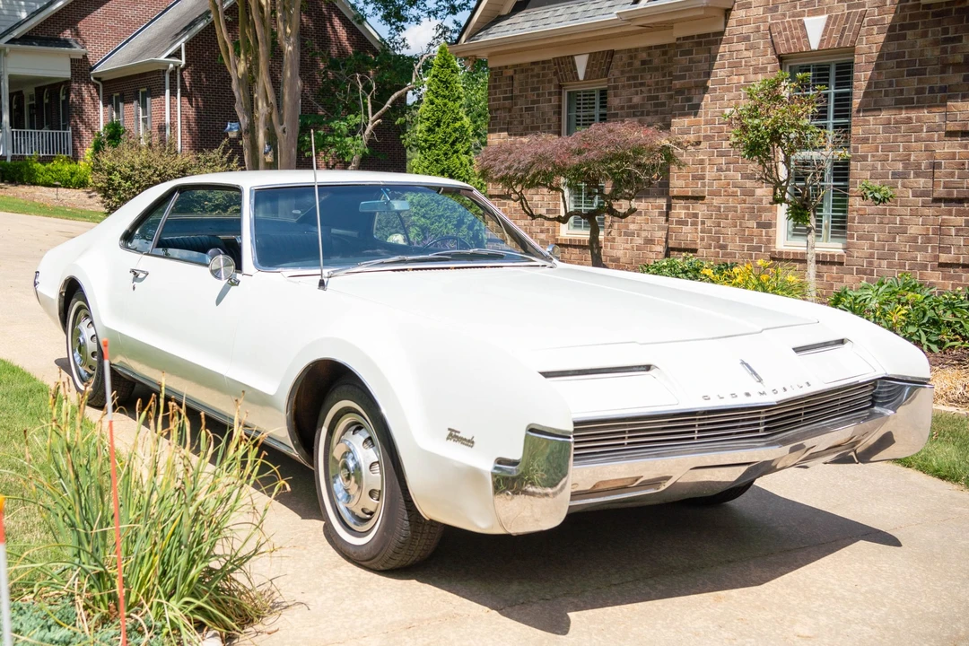 1966 Oldsmobile - Image 10 of 31