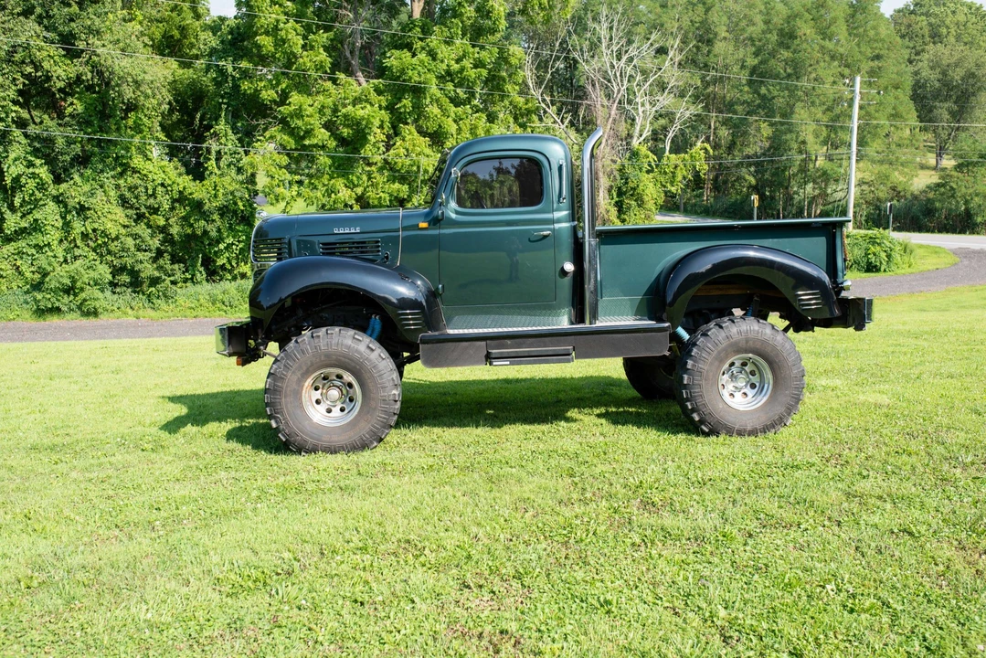 1946 Dodge T/V/W Series - Image 2 of 31