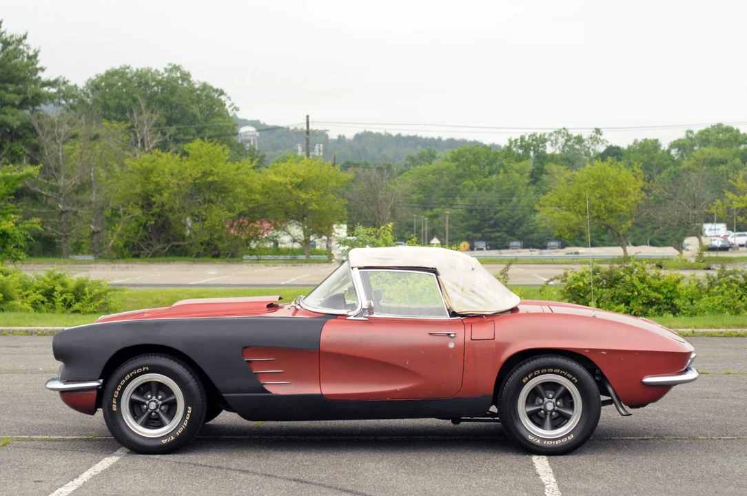 1961 Chevrolet Corvette C1 - Image 16 of 31