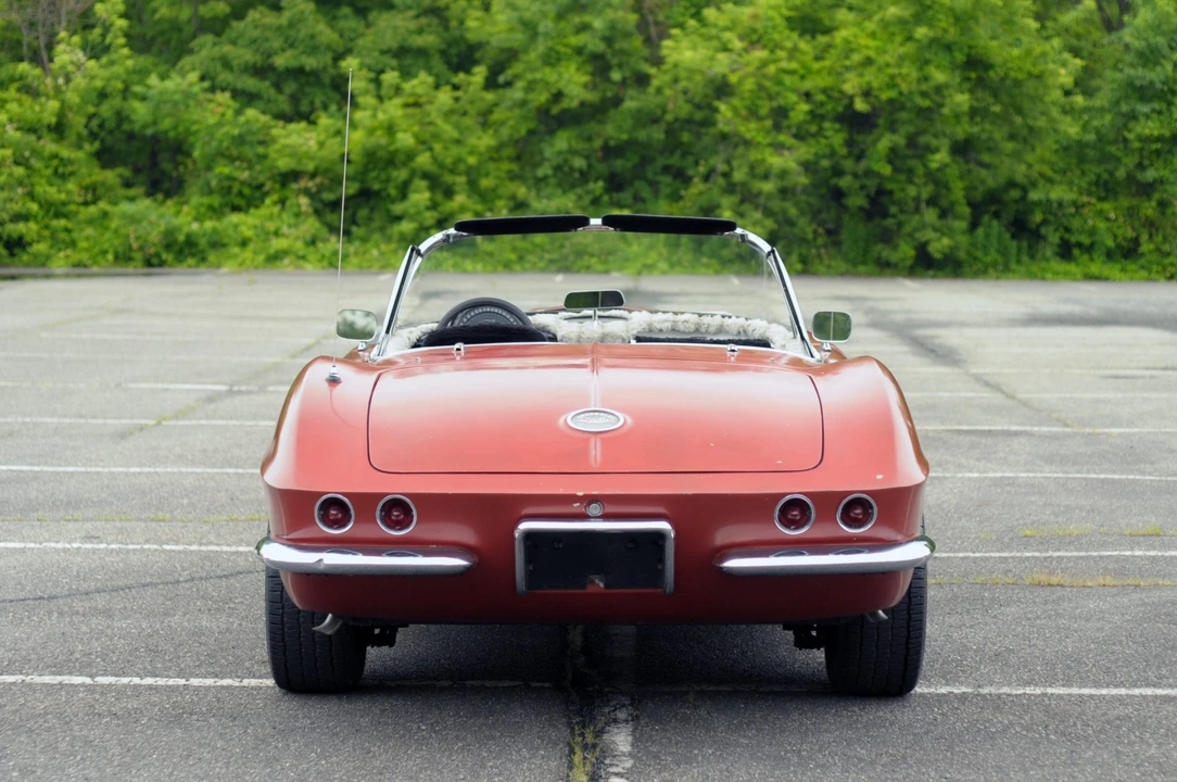 1961 Chevrolet Corvette C1 - Image 10 of 31