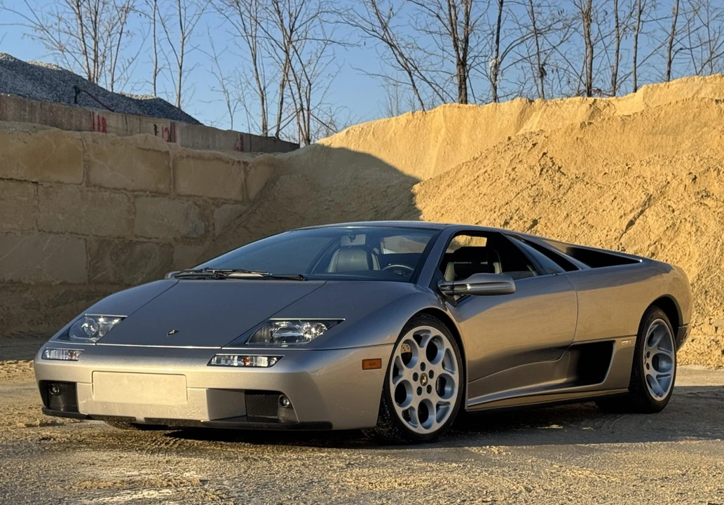 2001 Lamborghini Diablo VT - Image 3 of 31