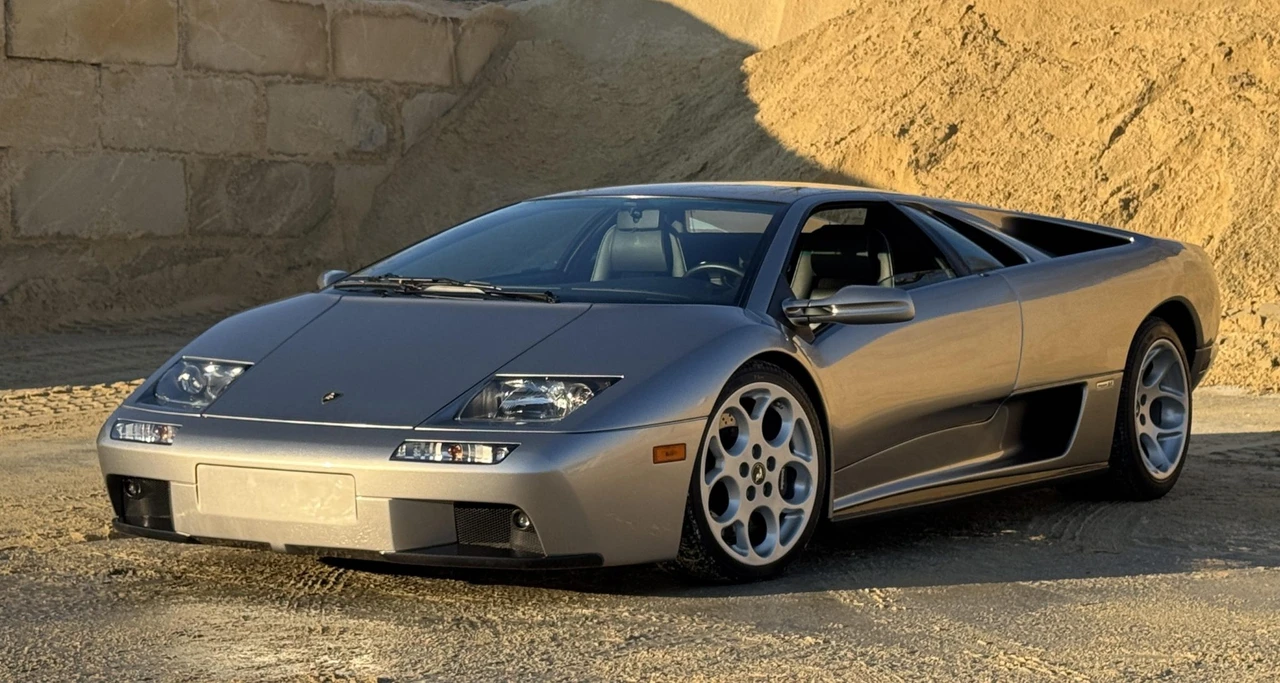 2001 Lamborghini Diablo VT - Image 5 of 31