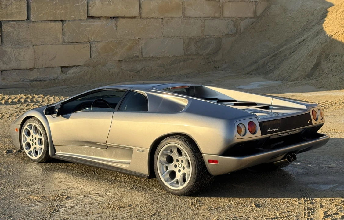 2001 Lamborghini Diablo VT - Image 20 of 31