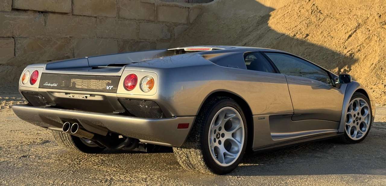 2001 Lamborghini Diablo VT - Image 12 of 31