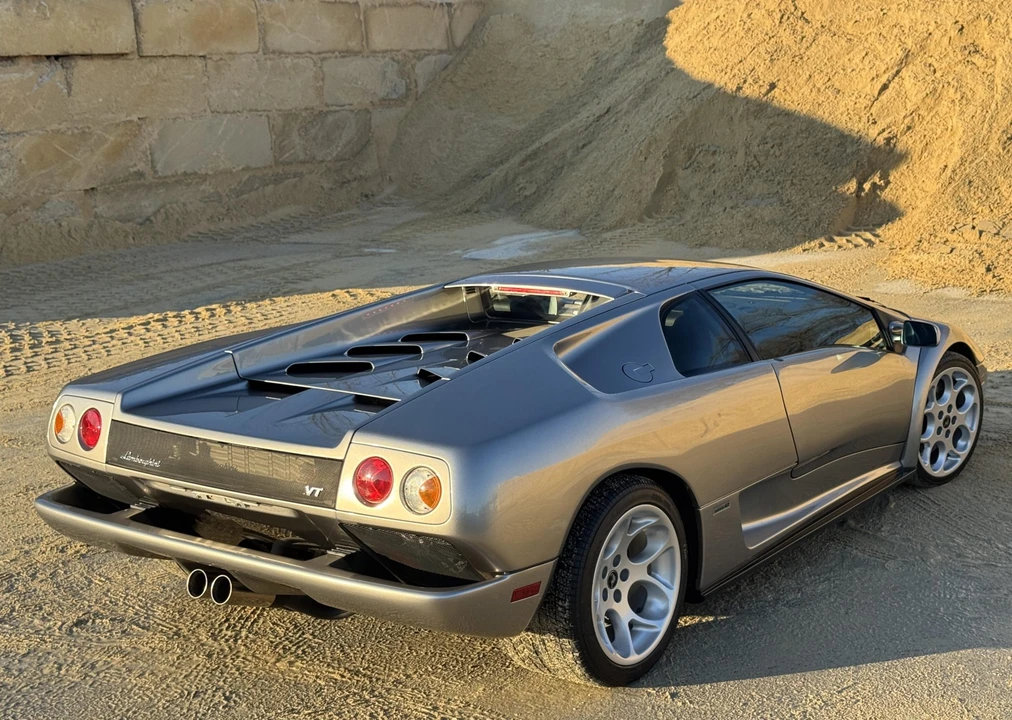 2001 Lamborghini Diablo VT - Image 13 of 31