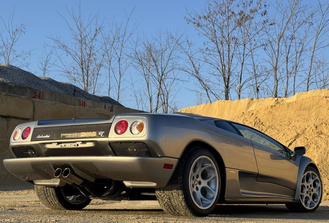 2001 Lamborghini Diablo VT - Image 14 of 31