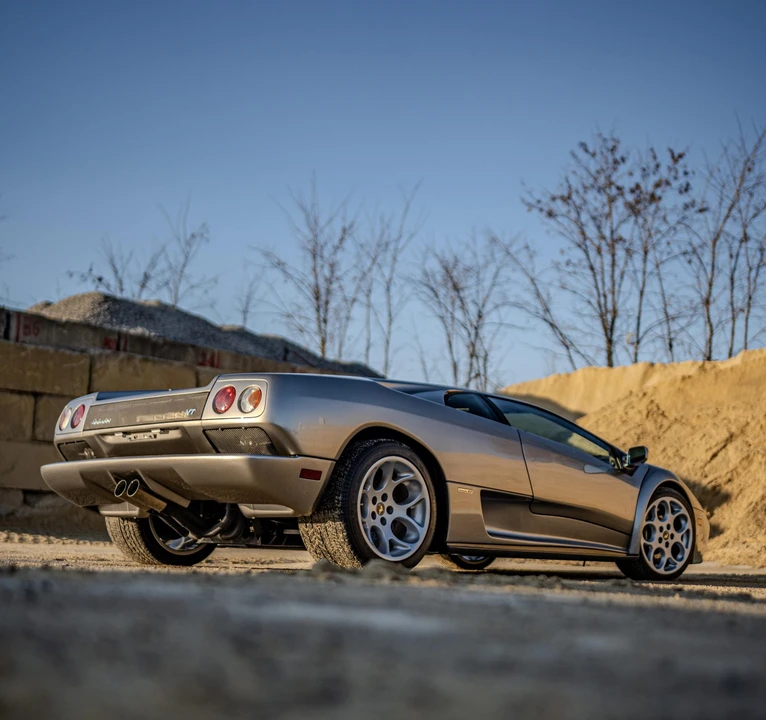 2001 Lamborghini Diablo VT - Image 9 of 31