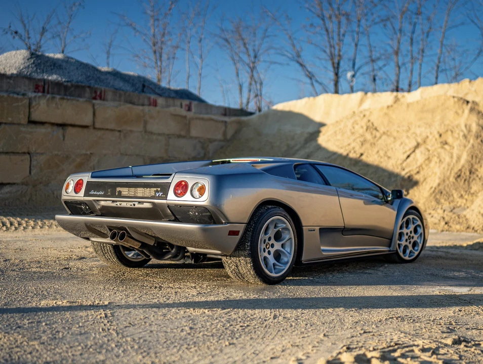 2001 Lamborghini Diablo VT - Image 10 of 31