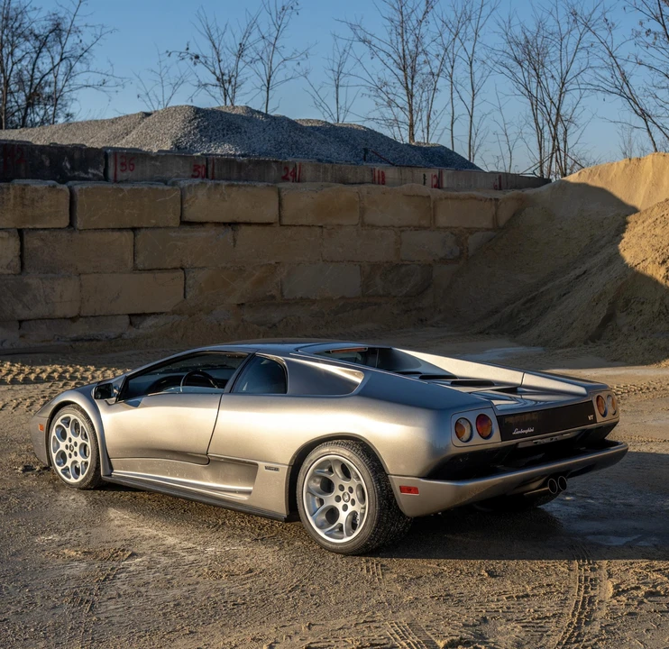 2001 Lamborghini Diablo VT - Image 17 of 31