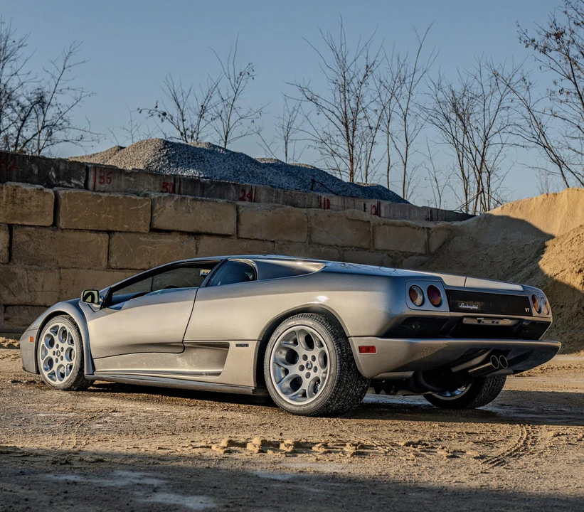 2001 Lamborghini Diablo VT - Image 16 of 31