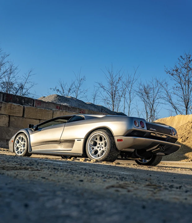 2001 Lamborghini Diablo VT - Image 15 of 31