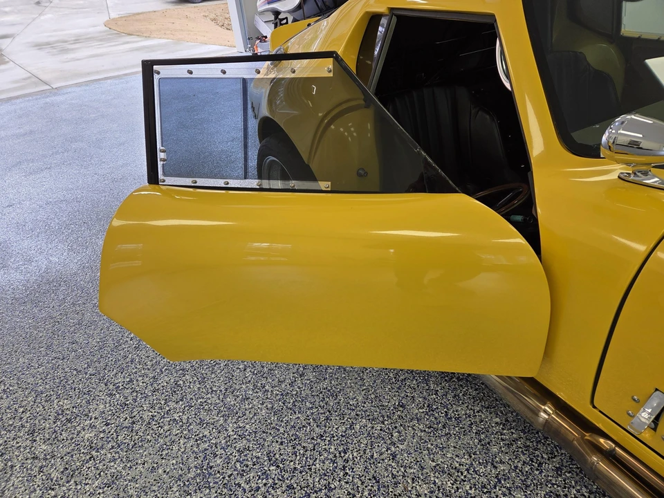 Factory Five Type 65 - Image 21 of 31