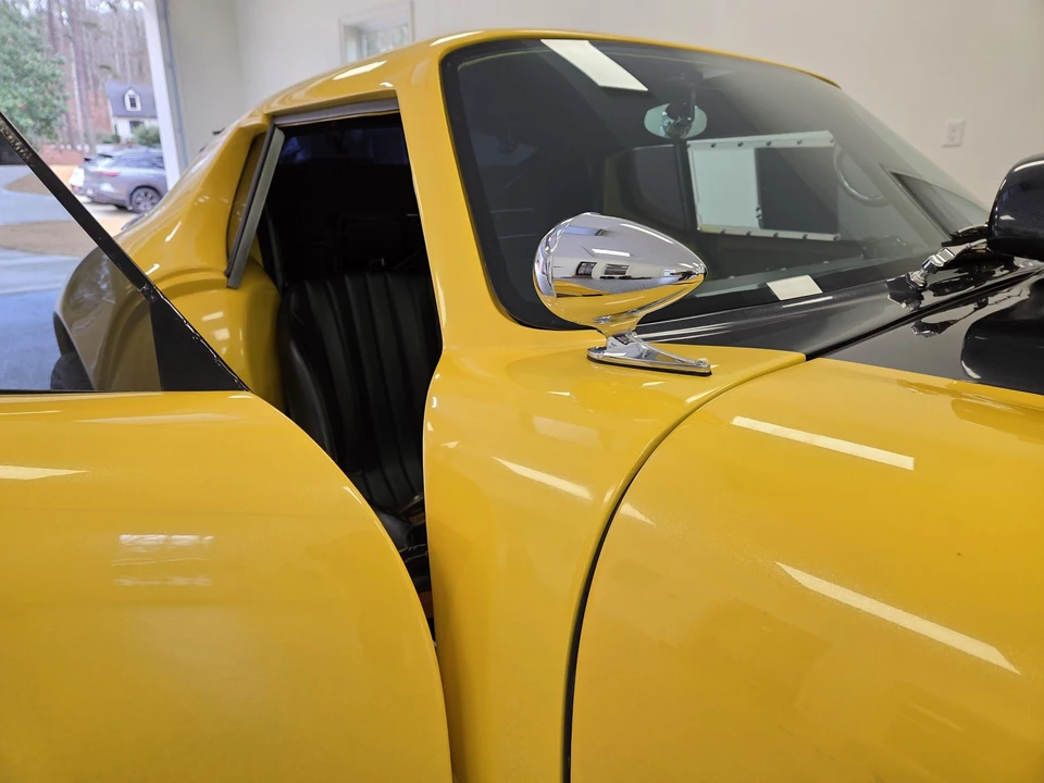 Factory Five Type 65 - Image 16 of 31