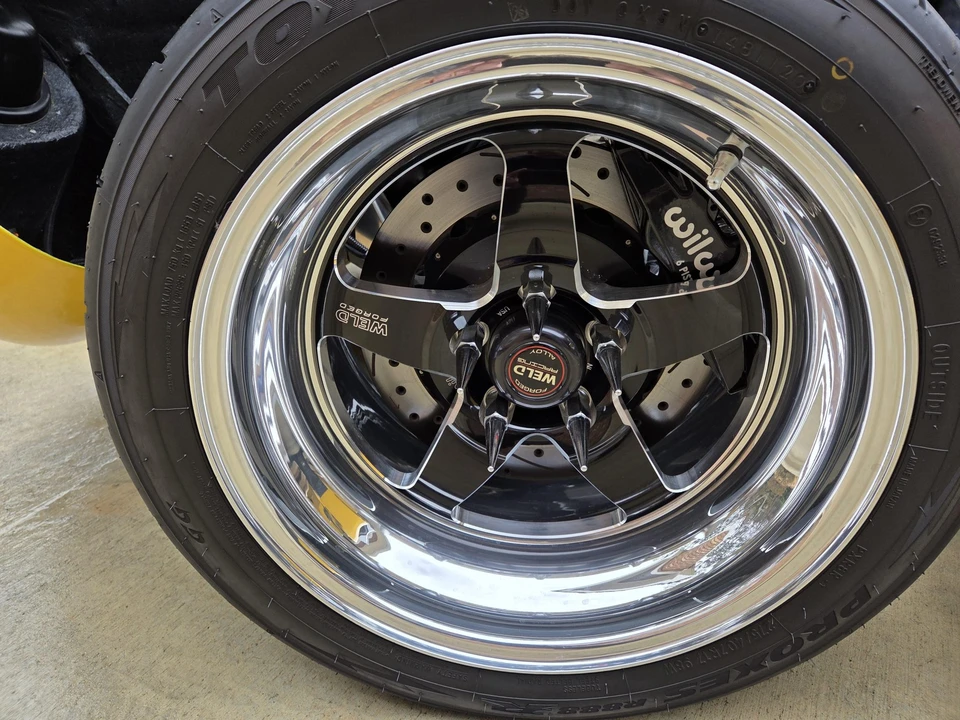 Factory Five Type 65 - Image 27 of 31