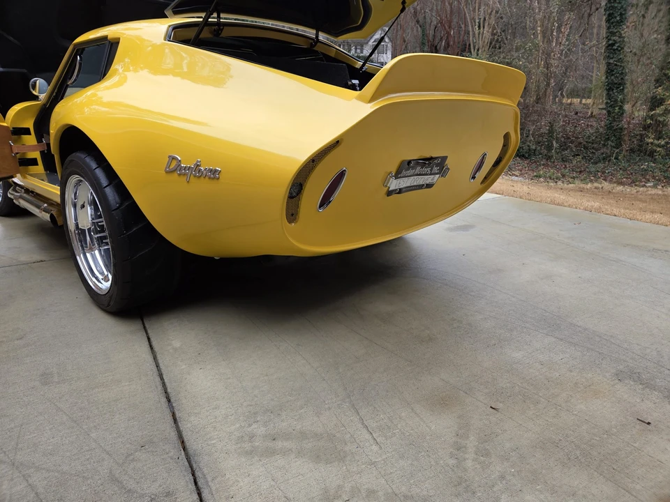 Factory Five Type 65 - Image 23 of 31