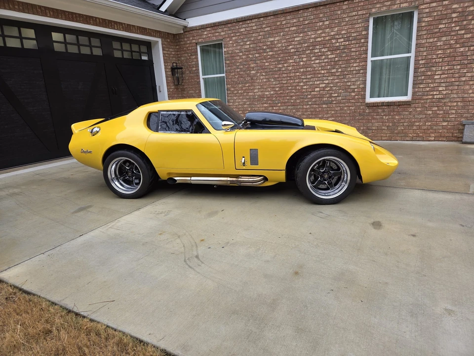 Factory Five Type 65 - Image 9 of 31