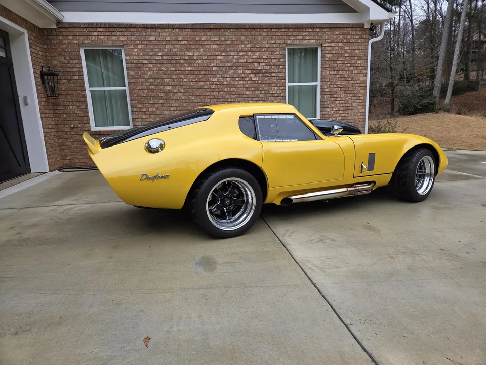 Factory Five Type 65 - Image 8 of 31