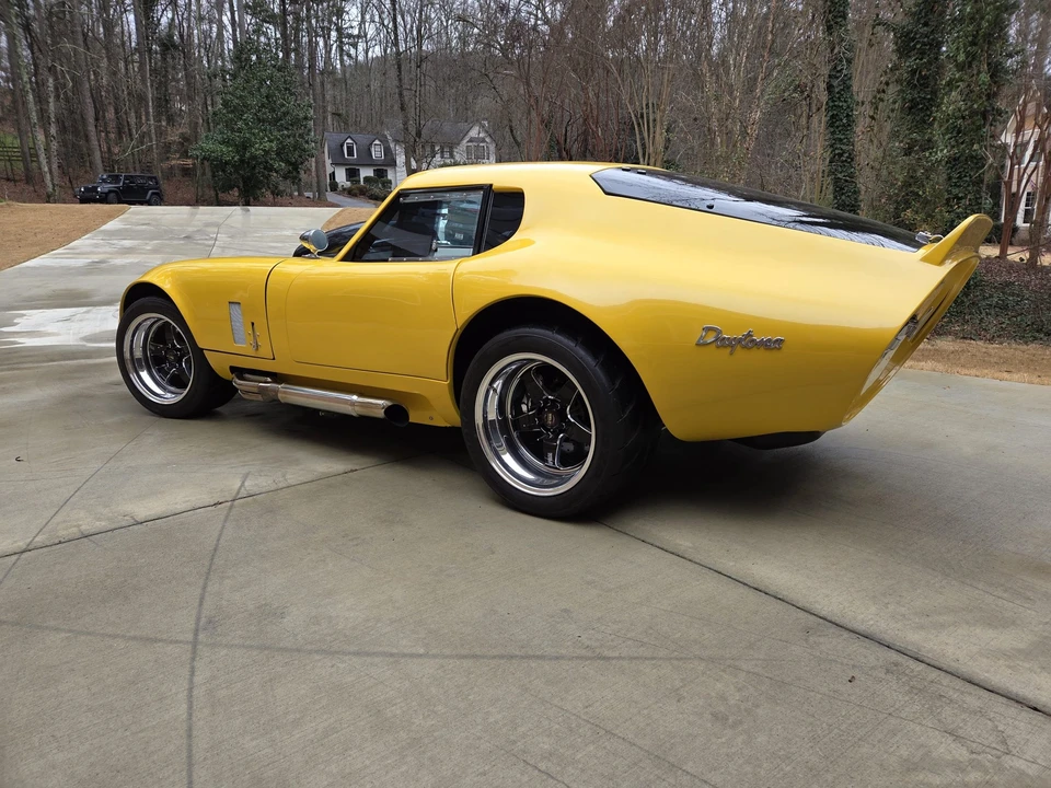 Factory Five Type 65 - Image 4 of 31