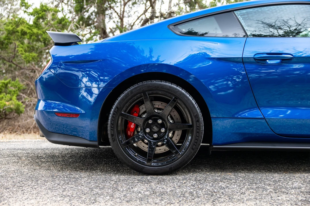 2017 Ford S550 Shelby Mustang GT350R - Image 13 of 31