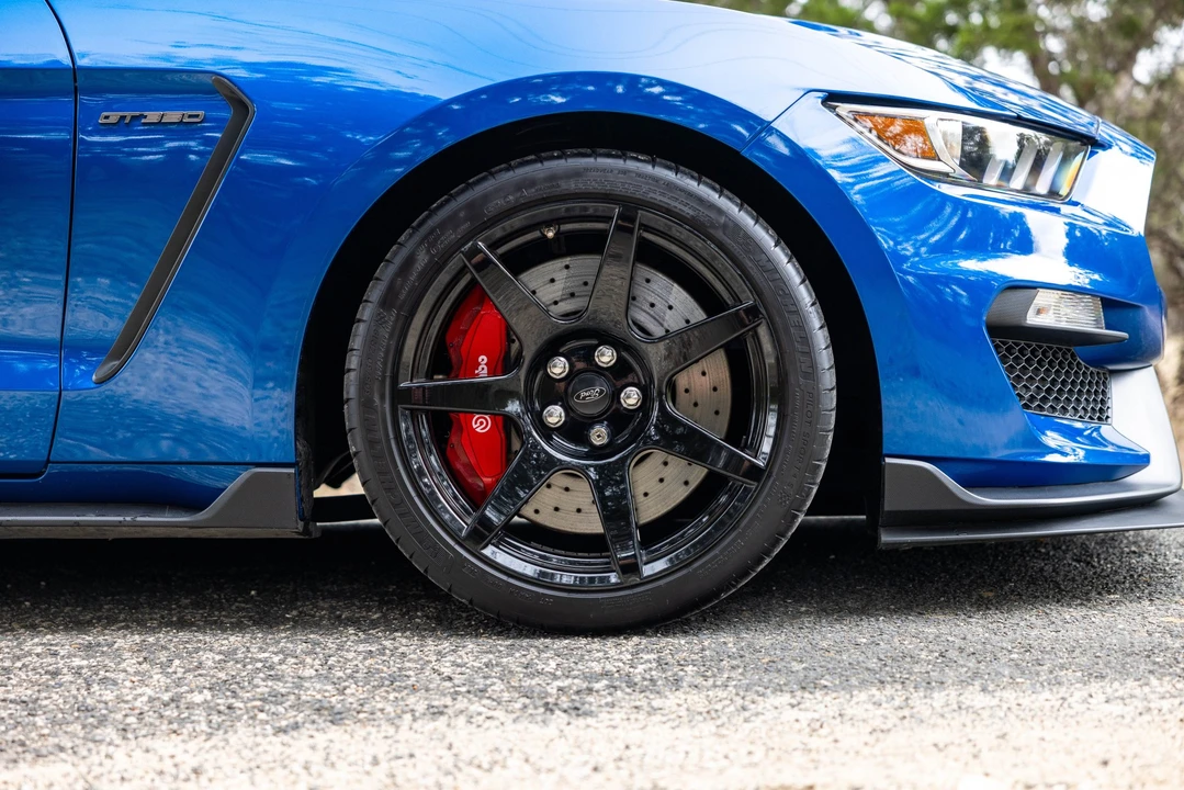 2017 Ford S550 Shelby Mustang GT350R - Image 15 of 31