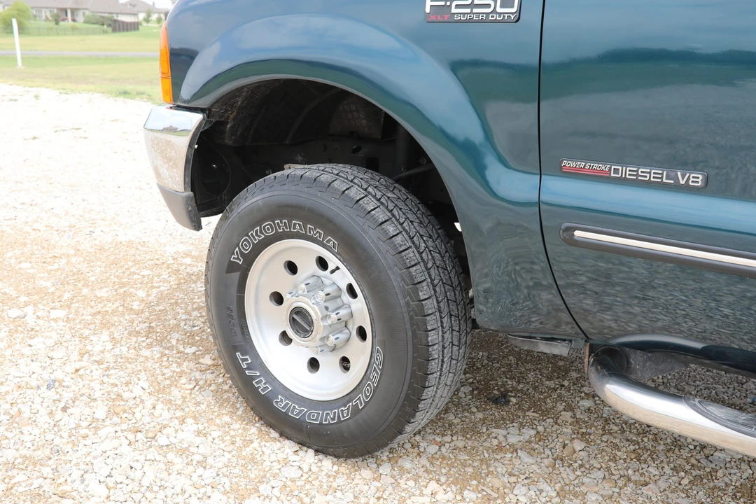 1999 Ford Super Duty 1st Gen - Image 30 of 31