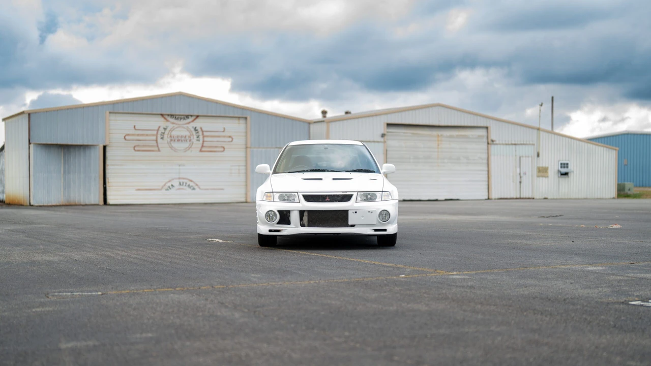 2000 Mitsubishi Lancer Evolution VI 6th Gen - Image 28 of 31