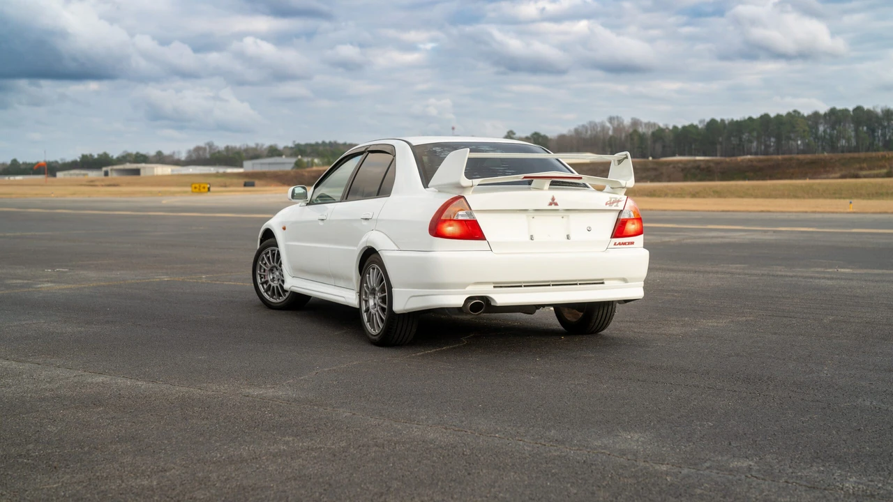 2000 Mitsubishi Lancer Evolution VI 6th Gen - Image 24 of 31